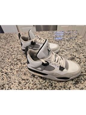 Nike Air Jordan 4 Retro Men's Size 10